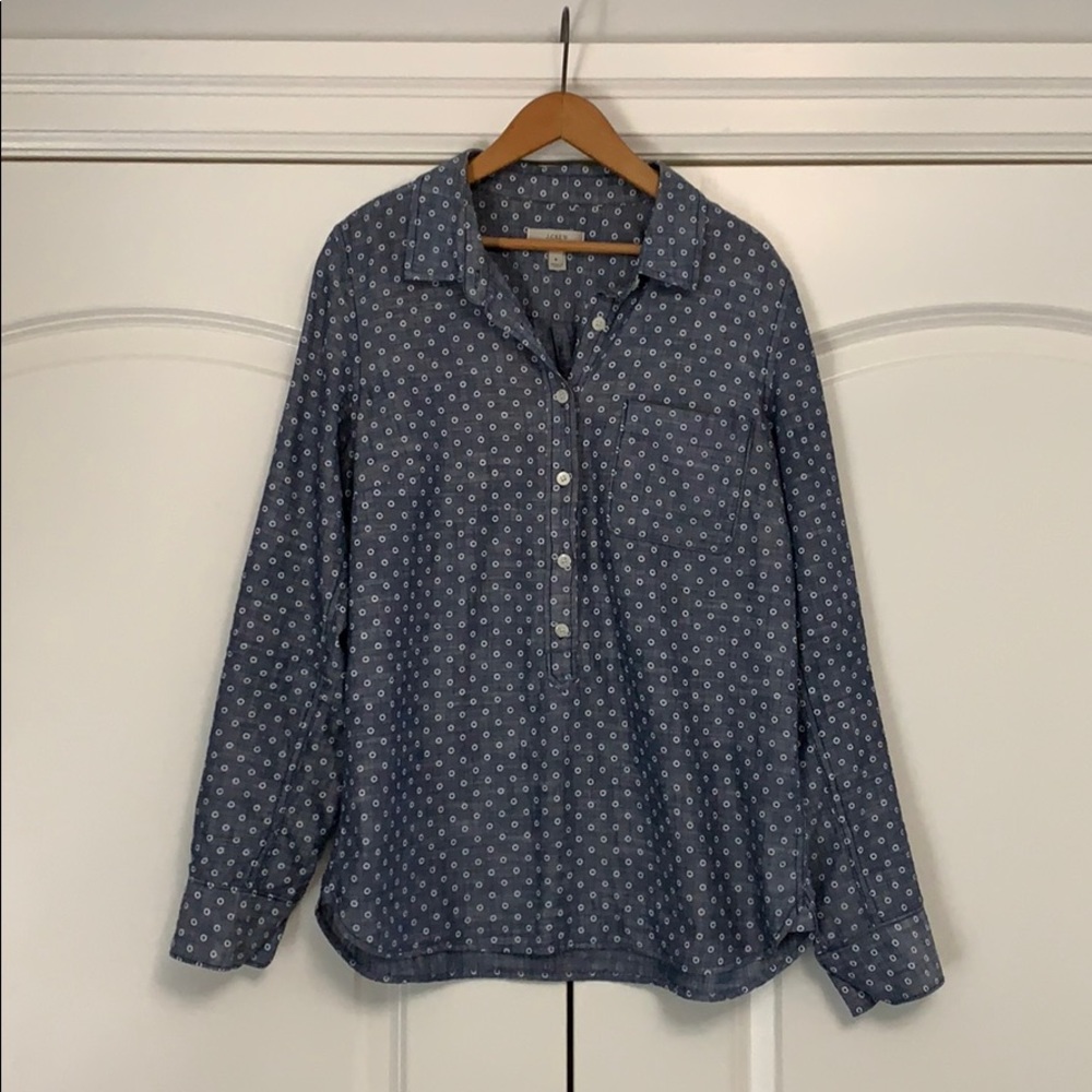 ❤️J Crew Chambray Popover Button Down